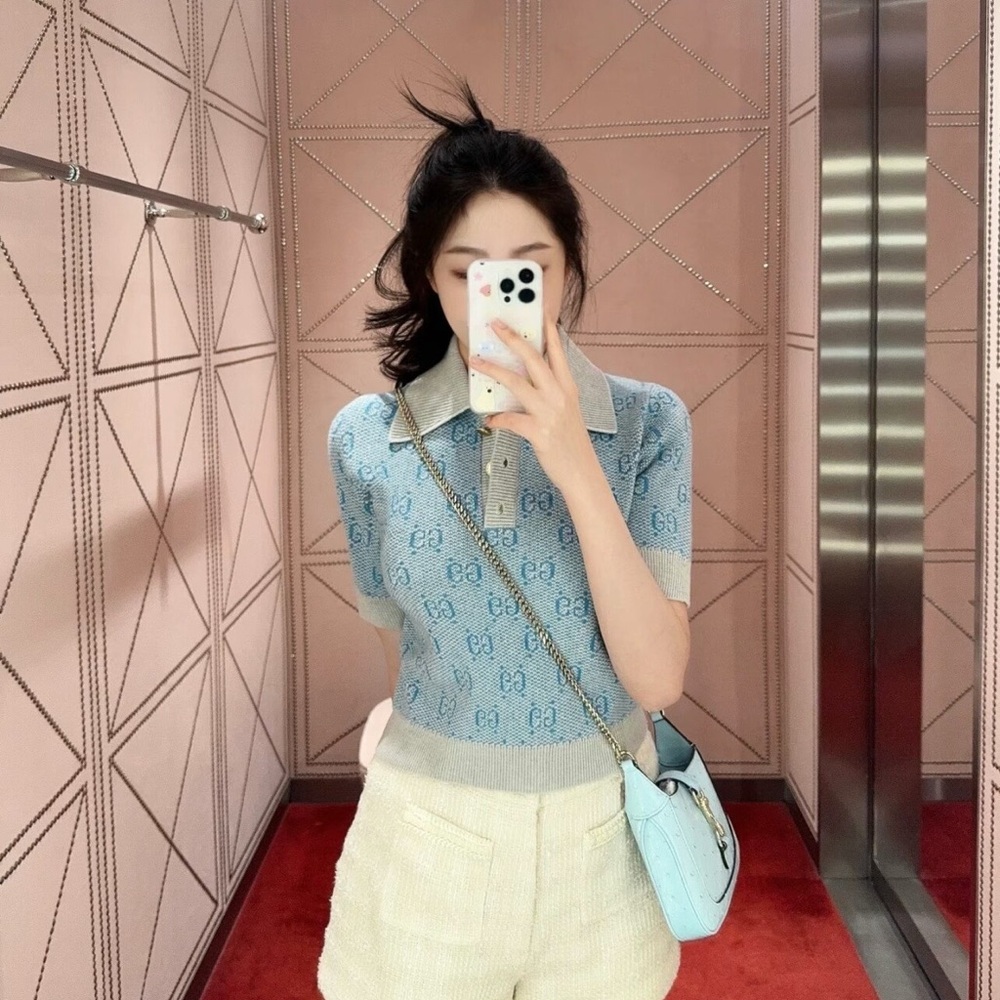 Authentic Gucci Light Blue Patterned Polo - Picture 9 of 9